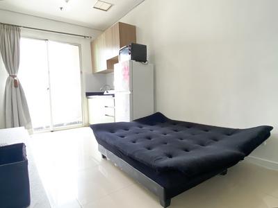 Apartemen Madison Park - Comfortable 2BR Madison Park Apartment By Travelio