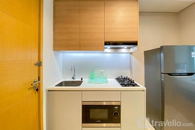 Apartemen Capitol Suites - Stunning and Homey Studio Capitol Suites Apartment By Travelio