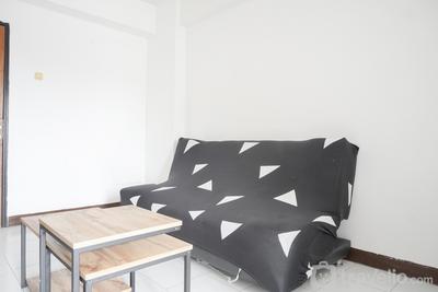 Apartemen Casablanca East Residence - Cozy Living 2BR Apartment at Casablanca East Residences By Travelio