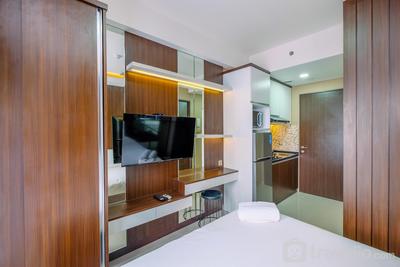 Apartemen Transpark Cibubur - Comfortable and Modern Studio Transpark Cibubur Apartment By Travelio