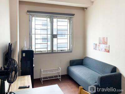 Apartemen City Park - Comfort Designed 2BR at City Park Apartment By Travelio
