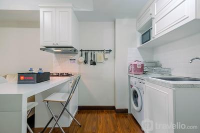 Apartemen Springlake Summarecon Bekasi - Spacious and Modern 2BR Springlake Summarecon Bekasi Apartment By Travelio