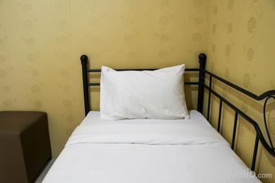 Apartemen Green Pramuka City - Nice and Colorfull 2BR at Green Pramuka City Apartment By Travelio