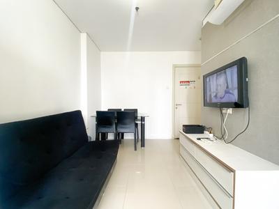 Apartemen Madison Park - Comfortable 2BR Madison Park Apartment By Travelio
