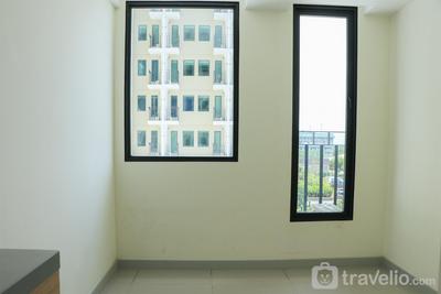 Unfurnished Studio with AC at 1st Floor Osaka Riverview PIK 2 Apartment By Travelio