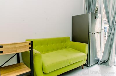 Apartemen Emerald Bintaro - Comfort 2BR Apartment at Emerald Bintaro By Travelio