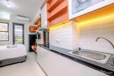 Apartemen Transpark Cibubur - Simply and Comfort Design Studio Room at Transpark Cibubur Apartment By Travelio