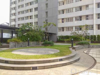 Apartemen Nifarro Park - Garden View Studio at Nifarro Park Apartment By Travelio