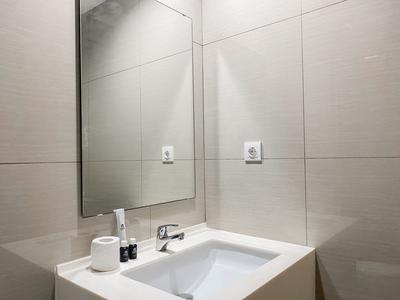 Apartemen Orange County - Modern Look Studio at Orange County Apartment By Travelio