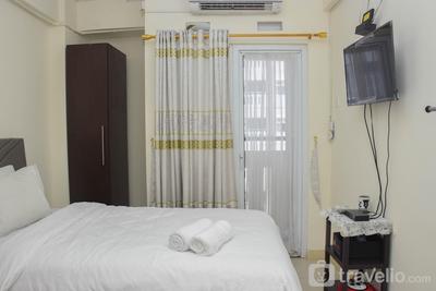 Apartemen Green Pramuka City - Cozy Living Studio Apartment at Green Pramuka City near Shopping Center By Travelio