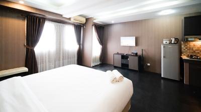 Apartemen Puncak Permai - Cozy Living Studio Puncak Permai Apartment By Travelio