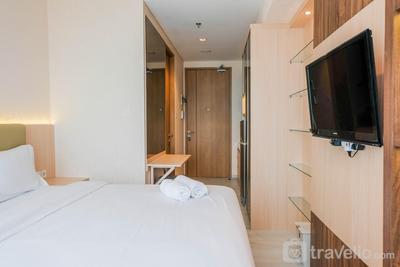 Apartemen Tree Park City Cikokol - Elegant Studio Apartment at Tree Park City Cikokol By Travelio