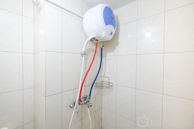 Apartemen Springlake Summarecon Bekasi - Elegant Studio Room The Springlake Summarecon Apartment By Travelio