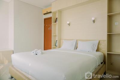 Elegant and Strategic 2BR Apartment at Thamrin Residence By Travelio