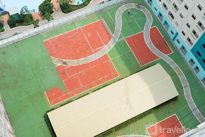 Apartemen Green Pramuka City - Modern and Bright 2BR Green Pramuka City Apartment By Travelio