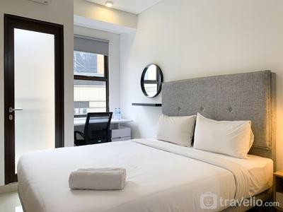 Elegant Studio at Transpark Cibubur Apartment near Shopping Mall By Travelio