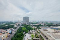 Apartemen Collins Boulevard - Studio Unfurnished at Collins Boulevard Apartment By Travelio
