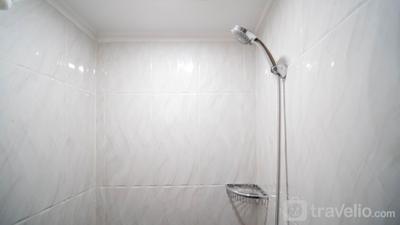 Apartemen Puncak Dharmahusada - Homey 2BR with Extra Room at Puncak Dharmahusada Apartment By Travelio