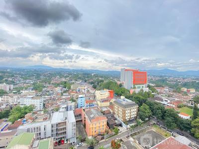 Apartemen Parahyangan Residence - Luxurious 2BR Apartment at Parahyangan Residence By Travelio