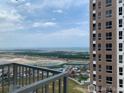 Apartemen Tokyo Riverside PIK 2 - Relaxing and Warm 2BR at Tokyo Riverside PIK 2 Apartment By Travelio