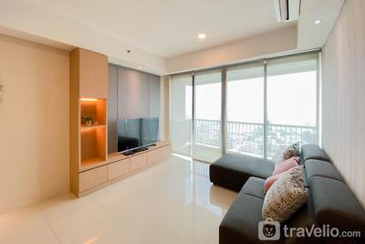 Apartemen St. Moritz Puri - Comfortable and Warm 2BR at St. Moritz Puri Apartment By Travelio