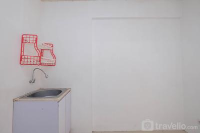 Apartemen Green Pramuka City - 2BR Unfurnished Apartment Green Pramuka City with AC By Travelio