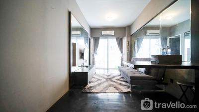 Apartemen Puncak Bukit Golf Surabaya - Spacious 1BR with Walking Closet at Puncak Bukit Golf Apartment By Travelio