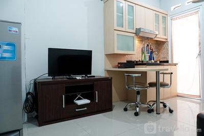Apartemen Green Pramuka City - Tranquil Green Pramuka City 2BR Apartment near Shopping Center By Travelio