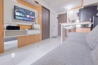 Cozy and Best Deal 2BR Apartment Emerald Bintaro By Travelio