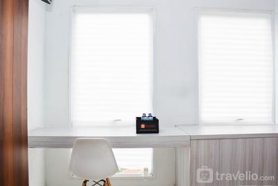Apartemen Patraland Urbano - Cozy Living Studio Patraland Urbano Apartment near Bekasi Station By Travelio