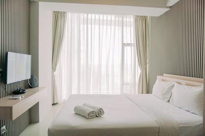 Homey and Simply Look Studio Majestic Point Serpong Apartment By Travelio