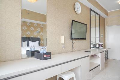Apartemen Seasons City Latumenten - Best Price and Homey Studio Apartment Seasons City By Travelio