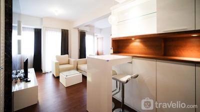 Apartemen Puncak Dharmahusada - Spacious 3BR Combined at Puncak Dharmahusada Apartment By Travelio
