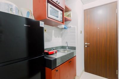 Apartemen Transpark Cibubur - Simply Design Studio at Transpark Cibubur Apartment By Travelio