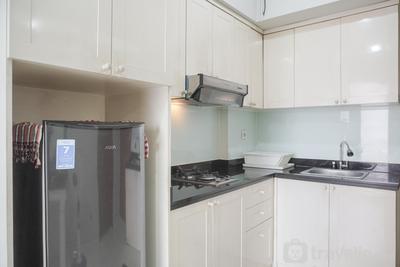 Apartemen Green Park View - Comfort and Spacious 1BR Apartment Green Park View By Travelio