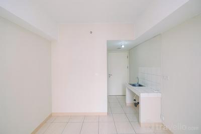 Apartemen Springlake Summarecon Bekasi - Unfurnished Studio with AC at 26th Pool View The Springlake Summarecon Apartment By Travelio