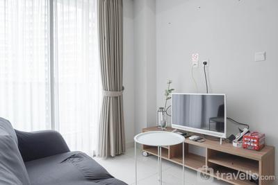 Apartemen Taman Anggrek Residence - Minimalist High Floor 1BR Apartment at Taman Anggrek Residence By Travelio