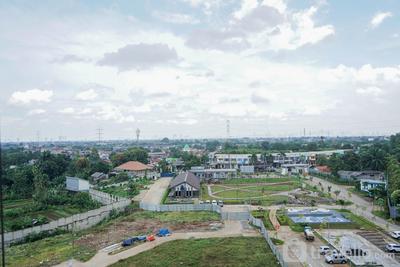 Apartemen Emerald Bintaro - Unfurnished 2BR Apartment at Emerald Bintaro with AC and City View By Travelio