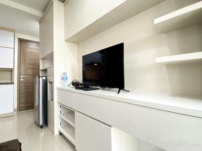 Apartemen Grand Dhika City Jatiwarna - Well Furnished and Homey 1BR at Grand Dhika City Jatiwarna Apartment By Travelio