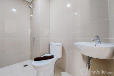 Apartemen B Residence - Homey and Comfort Studio Apartment at B Residence By Travelio