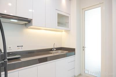 Apartemen CitraLake Suites - Comfort Stay 2BR at CitraLake Suites Apartment By Travelio