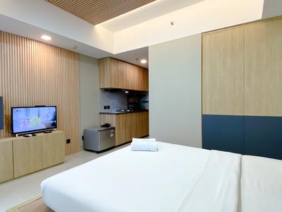 Apartemen LRT City Jatibening - Modern Look Studio at Gateway Park LRT City Bekasi Apartment By Travelio