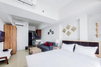 Cozy and Well Furnished Studio at Tamansari Bintaro Mansion Apartment By Travelio