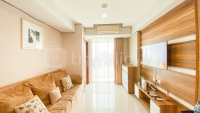 Wonderful and Homey 2BR Apartment at Springhill Terrace Residence By Travelio