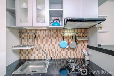 Apartemen Margonda Residence 5 - Warm and Cozy Studio Apartment Margonda Residence 5 near Campus By Travelio