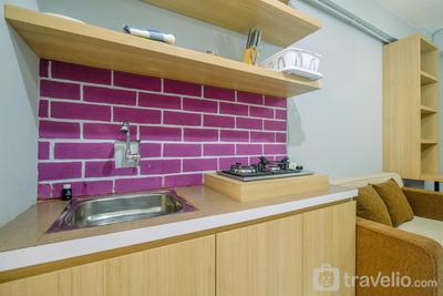 Apartemen Kalibata City - Blue Accent 2BR Kalibata City Apartment By Travelio