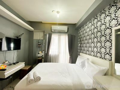 Apartemen Green Pramuka City - Furnished Studio Green Pramuka City Apartment By Travelio