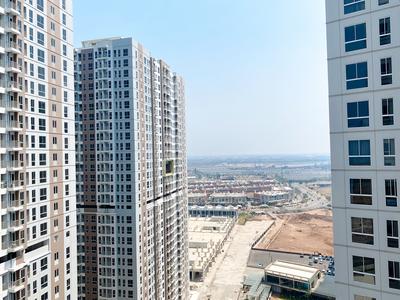 Apartemen Tokyo Riverside PIK 2 - Unfurnished 2BR at 28th Floor Tokyo Riverside PIK 2 Apartment By Travelio