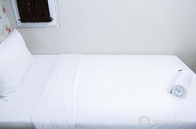 Apartemen Mutiara Bekasi - Pool View 2BR Mutiara Bekasi Apartment By Travelio