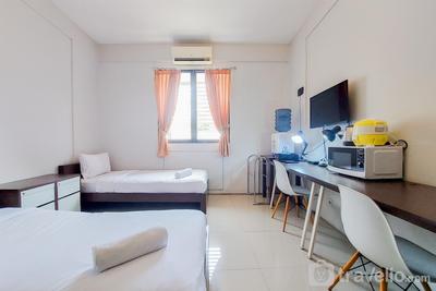 Apartemen Kubikahomy - Warm and Cozy Studio (No Kitchen) at Kubikahomy Apartment By Travelio